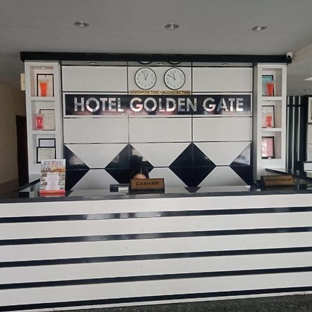 Collection O 625 Hotel Golden Gate Batam Exteriér fotografie